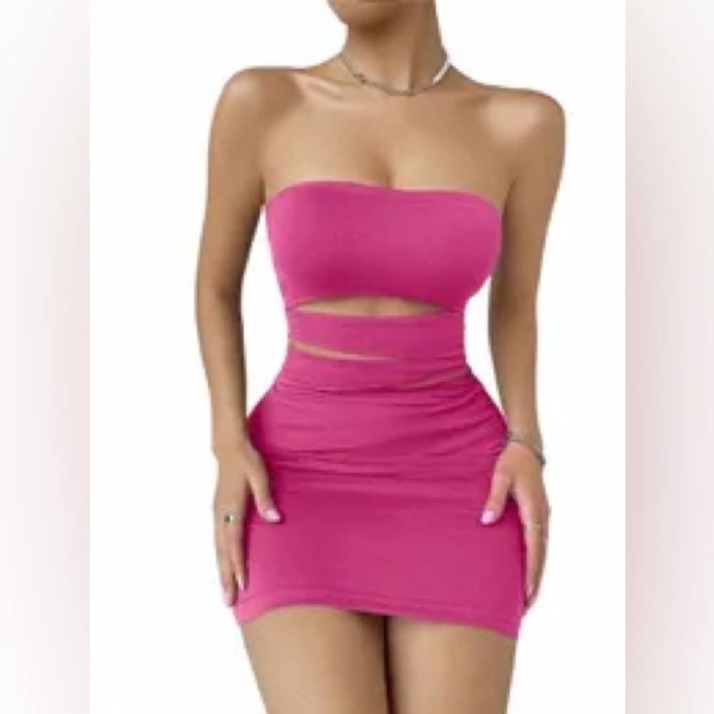 🍒BUNDLE 2 ITEMS FOR $8✨

🌸AMTIOUS hot pink dress 🍒
